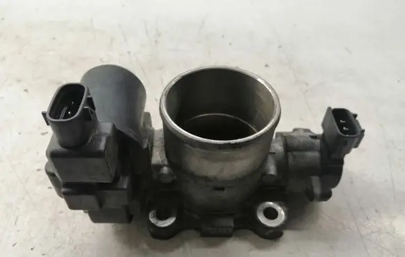 Toyota Corolla Verso AR10 Throttle valve 261000R010 1923002010