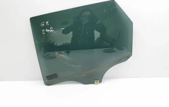 Mazda CX-7 Rear door window glass MCJ0308 E643R00123