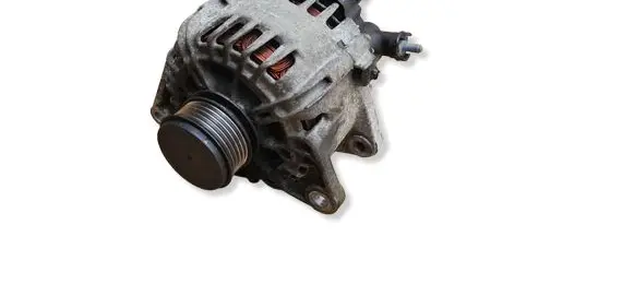 Hyundai i30 Generator/alternator 373002A500 2543370A TG12C033