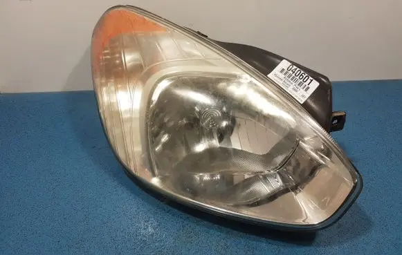 Hyundai Accent Headlight/headlamp