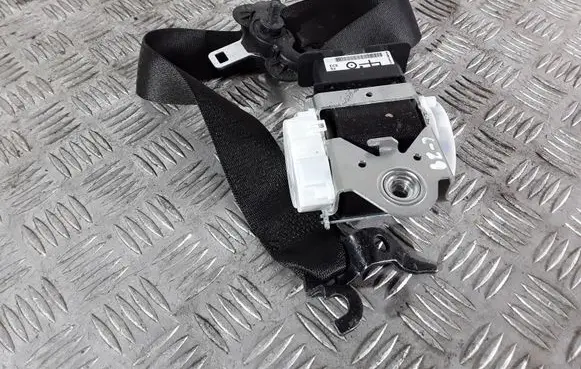 BMW X1 E84 Front seatbelt 34058428 S22991282018