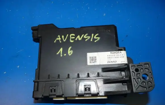 Toyota Avensis T270 Other control units/modules 8865005340 MB277400458