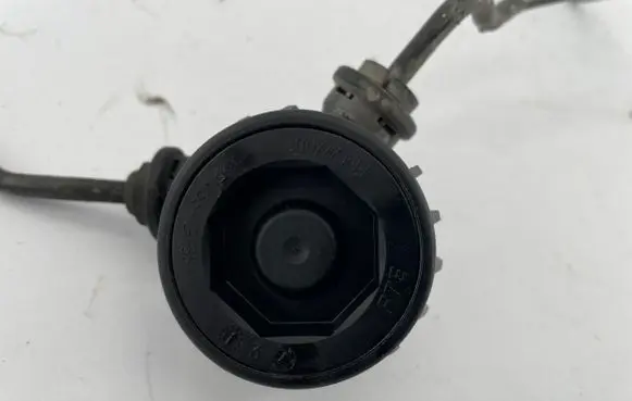Volkswagen PASSAT CC Clutch pipe/line FM277001