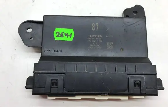 Lexus RX 450H Air conditioner control unit module 8865048871 2774007680 06U29