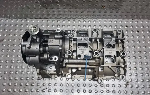 BMW X1 E84 Oil pump 8508629 1141