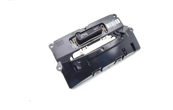 Mercedes-Benz ML W163 Switch for retractable tow bar 16228382 162283821