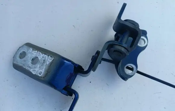 Front door hinge set
