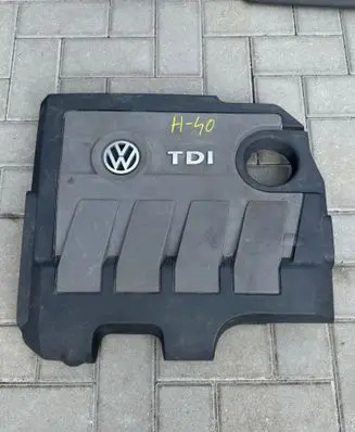 Volkswagen PASSAT B7 Engine cover (trim) 03L103925AT 03L103925BA