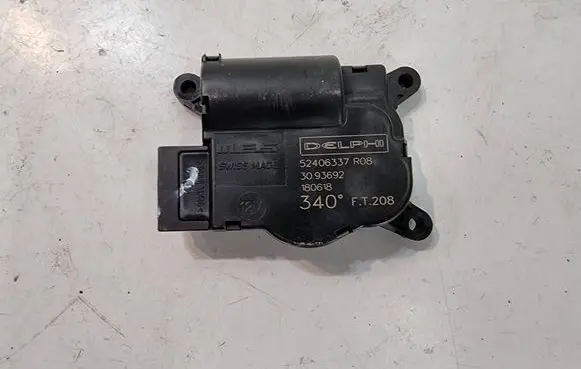 Volkswagen Transporter - Caravelle T6 Air flap motor/actuator 52406337 3093692 180618