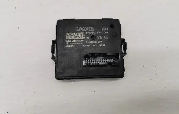Volkswagen Golf VIII Gateway control module