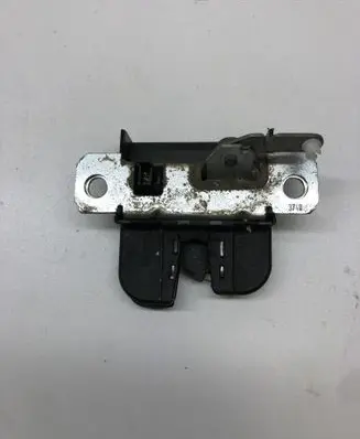 Tailgate/trunk/boot lock/catch/latch
