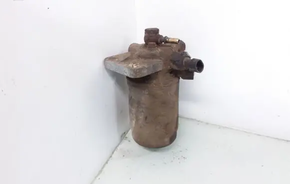 Volvo S60 Fuel filter housing 