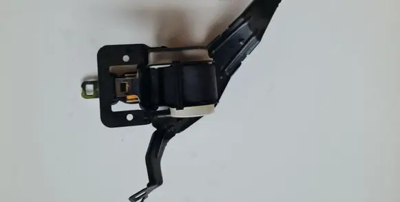 Mazda 5 Middle seatbelt (rear) BGE030007