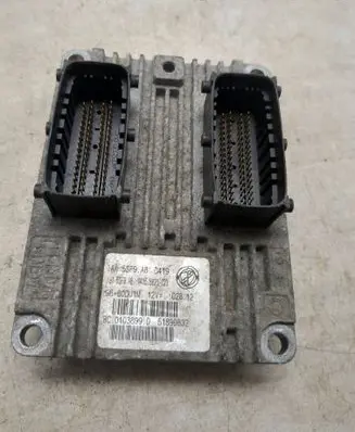 Fiat Punto (199) Engine control unit/module 51899832 98B0DU1M 0103899D