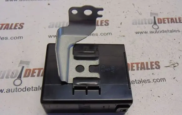 Toyota RAV 4 (XA20) Other control units/modules 8865042150