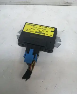 Mercedes-Benz ML W163 Transfer box differential control unit A1635457932