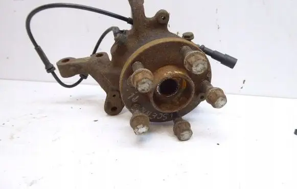 Renault Scenic RX Front wheel hub spindle knuckle 7700437031
