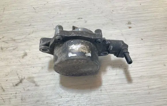 Peugeot Bipper Vacuum pump 13157158