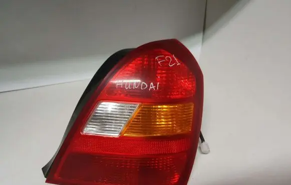 Hyundai Elantra Rear/tail lights