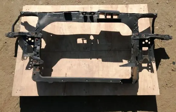 Seat Ibiza III (6L) Radiator support slam panel 6L0805588A