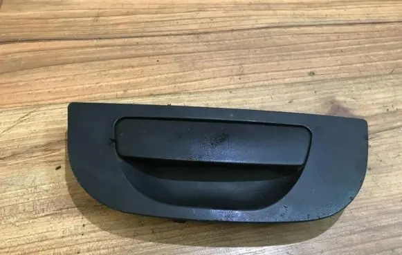Alfa Romeo 147 Front door exterior handle a739