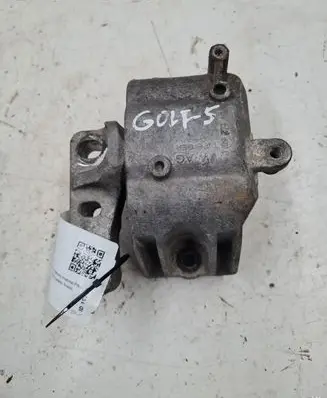 Volkswagen Golf V Engine mount bracket 1K0199262AF 1K0199262