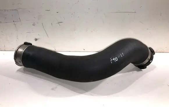 BMW 5 F10 F11 Intercooler hose/pipe 7810615 11279412G