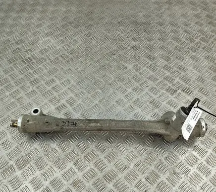 Toyota Auris 150 Steering rack 4551002330