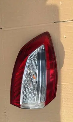 Ford Mondeo MK IV Rear/tail lights BS7113405B