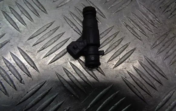 Opel Agila A Fuel injector 0280155965