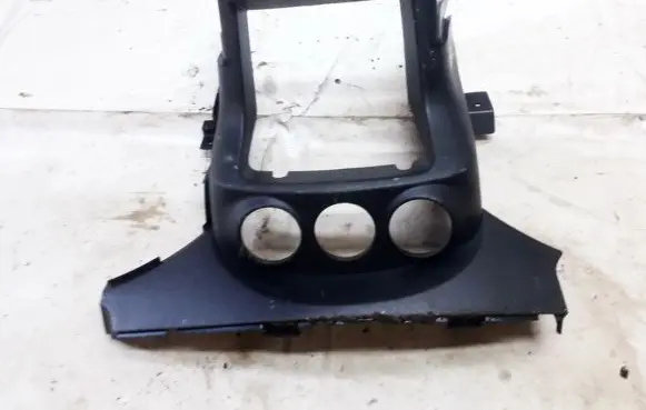 Mitsubishi Outlander Other interior part 8002A476