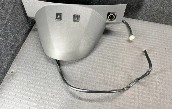 Toyota Prius (XW20) Dashboard lower bottom trim panel 5543447020