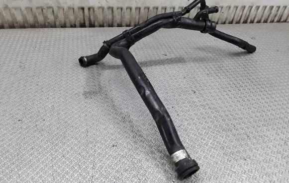 Audi A6 S6 C5 4B Engine coolant pipe/hose 06C121071C