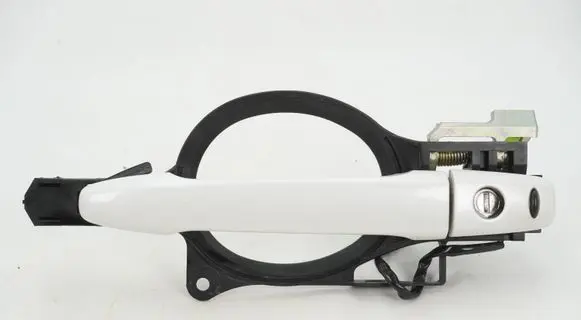 Mitsubishi Outlander Front door exterior handle 