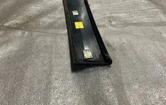 Ford Focus Dashboard glove box trim 4M51A20899