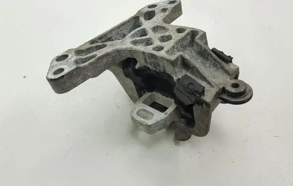 Citroen C5 Engine mount bracket