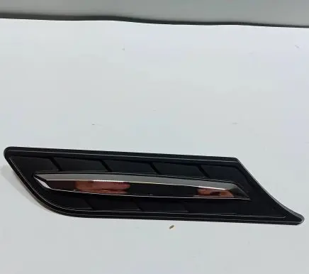 Suzuki Vitara (LY) Front arch trim 72611-54P0