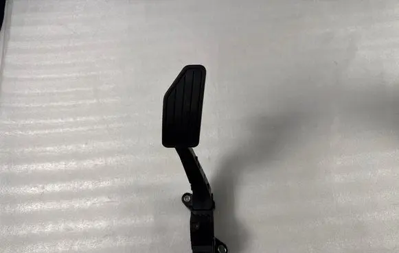 Subaru Outback (BT) Accelerator throttle pedal 36010AN02A 23345A1C 31650483646
