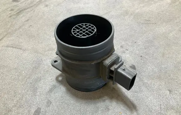 Mercedes-Benz Sprinter W906 Mass air flow meter A0000943248 0281002896 17402753