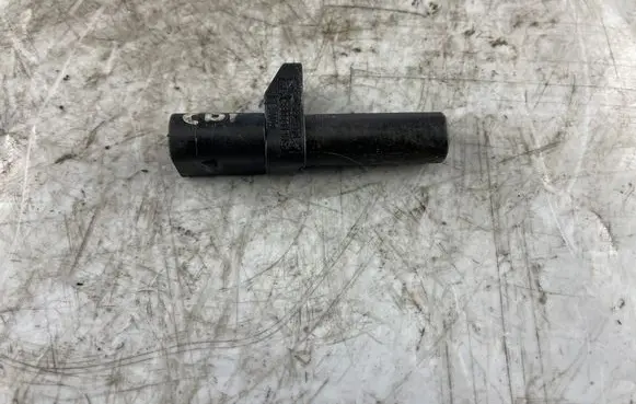 Mercedes-Benz Vito Viano W638 Crankshaft position sensor A0031532828 0031532828