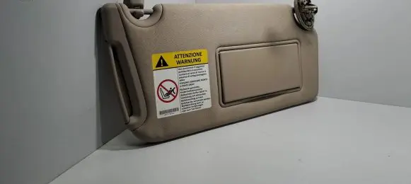 Lancia Thema Sun visor