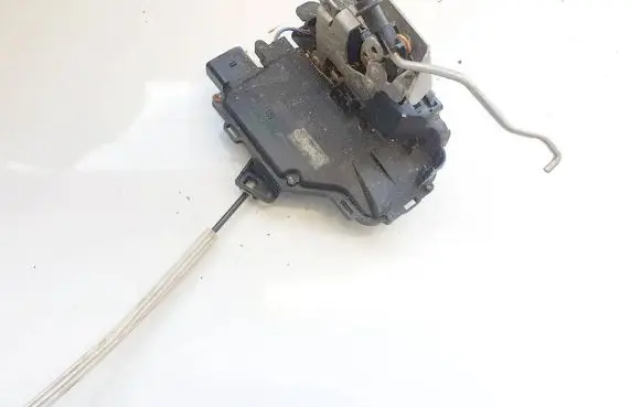 Audi A4 S4 B6 8E 8H Front door lock