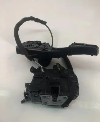 Renault Captur Front door lock 805022764R