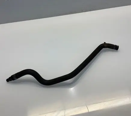 Mercedes-Benz S W221 Engine coolant pipe/hose A2215010725 2215010725