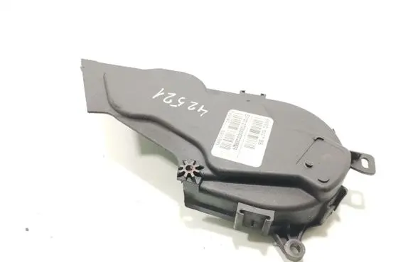 Ford Focus Timing belt guard (cover) 9655399580