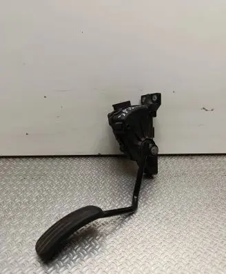Renault Trafic II (X83) Accelerator throttle pedal 7700313060 6PV00811914