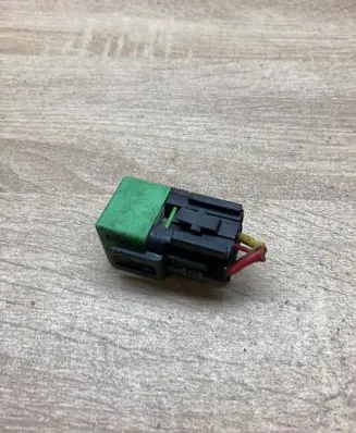 Citroen Xantia Other relay 12V35A03531