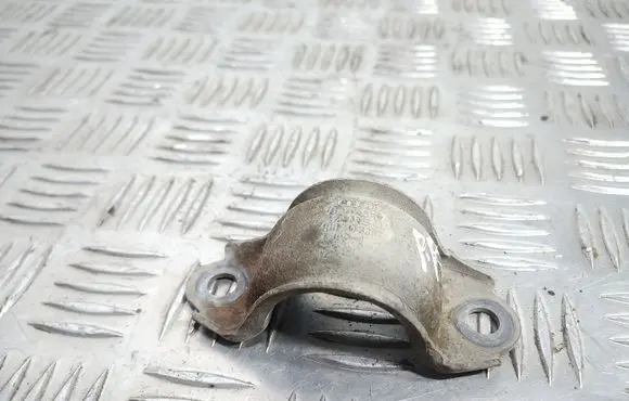 Audi A4 S4 B7 8E 8H Sway bar bush bracket, front 4D0411336