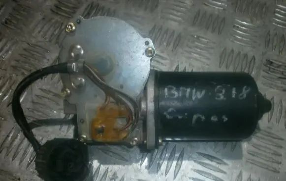 BMW 3 E36 Wiper motor swf403991