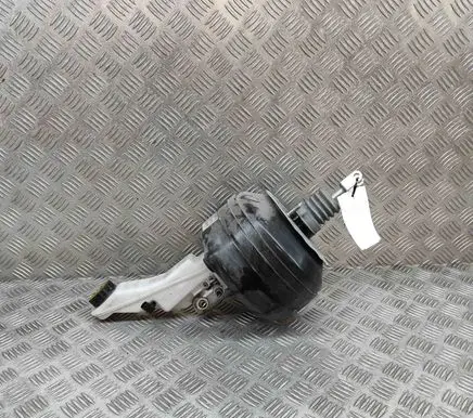 BMW i3 Brake booster 6799927